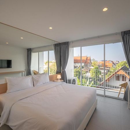 Lis Hotel Chiangmai Chiang Mai Dış mekan fotoğraf