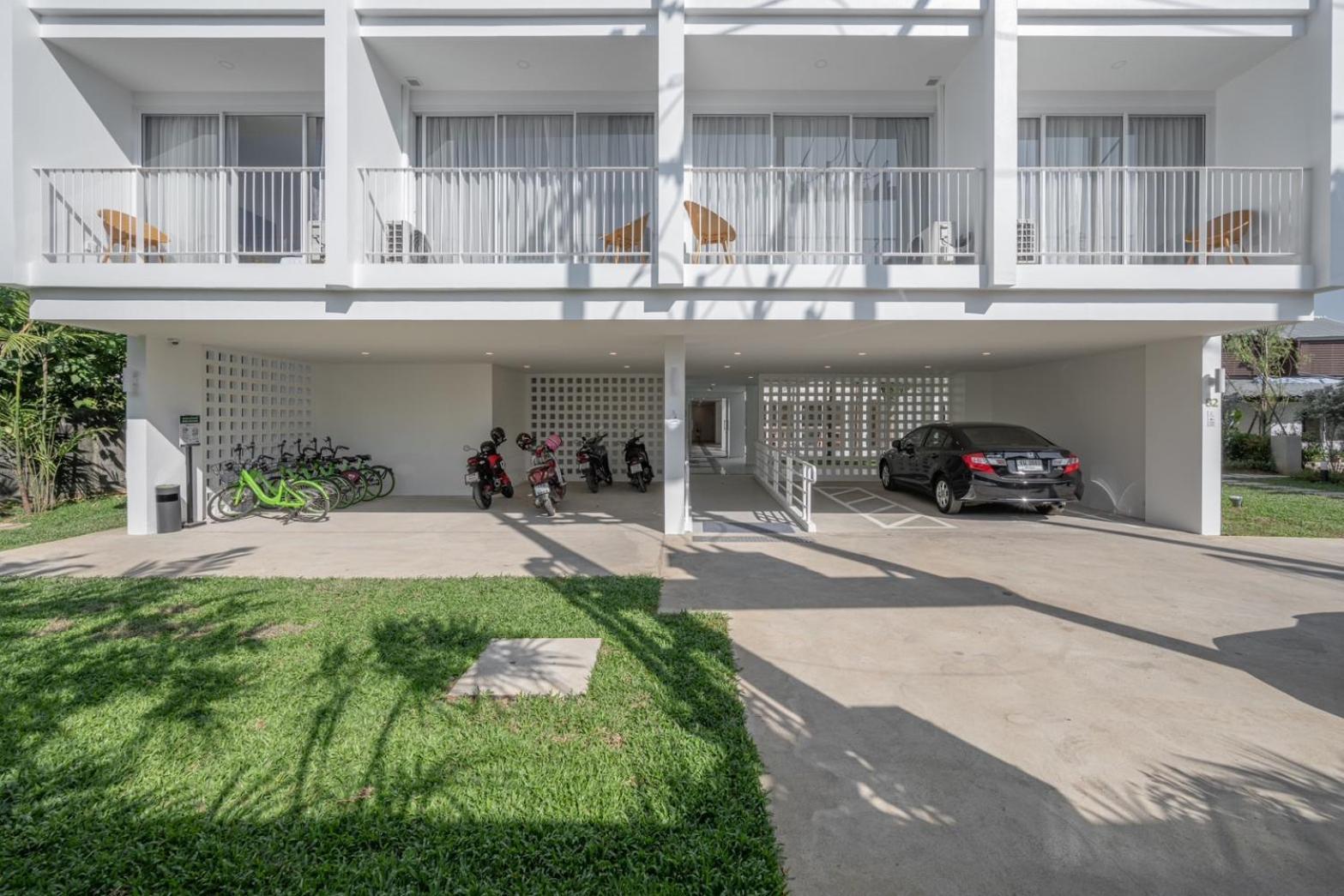 Lis Hotel Chiangmai Chiang Mai Dış mekan fotoğraf